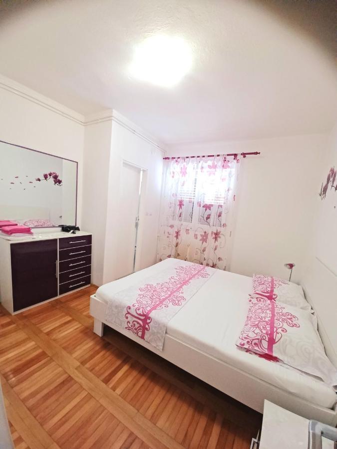 Apartment Eva Makarska Esterno foto