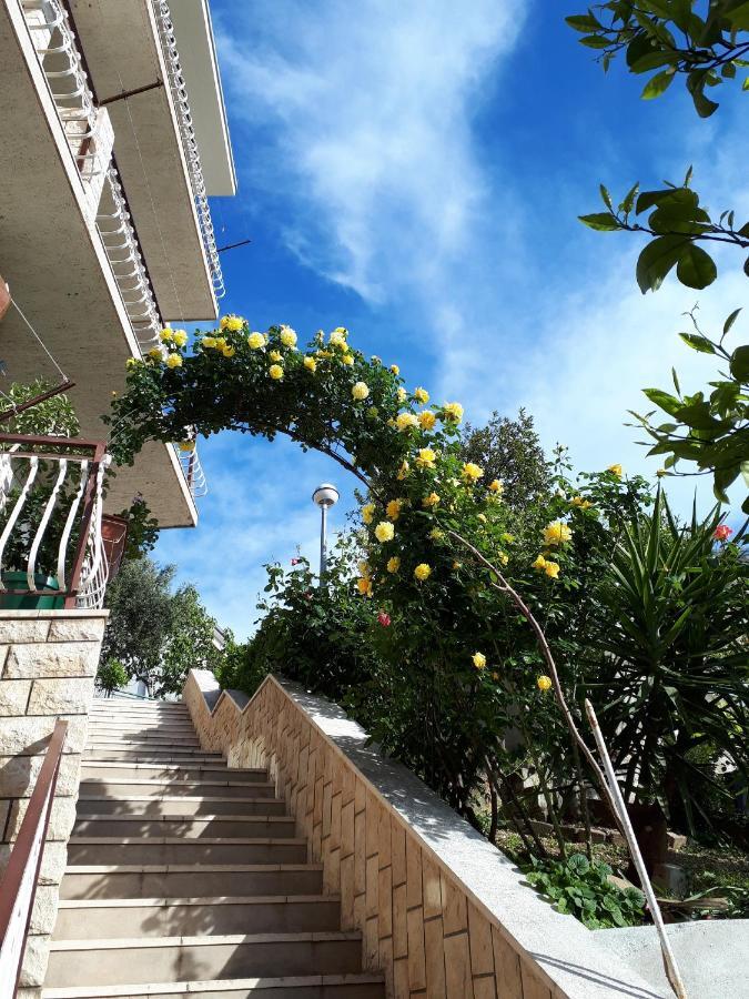 Apartment Eva Makarska Esterno foto